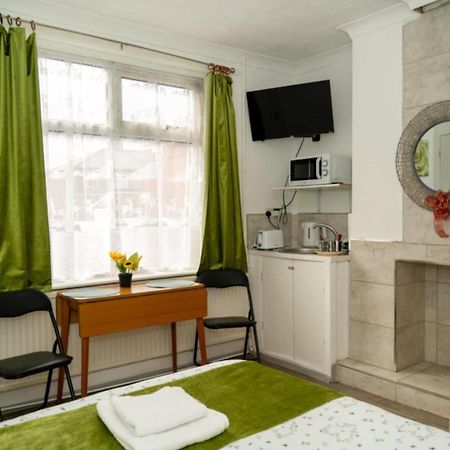 Amarillys Guest House Preston  Kültér fotó