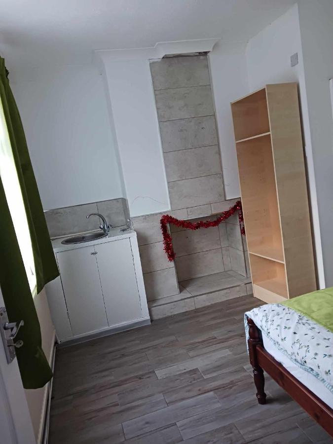 Amarillys Guest House Preston  Kültér fotó